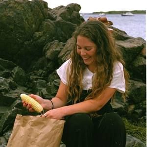 Meet your Posher, Kelly